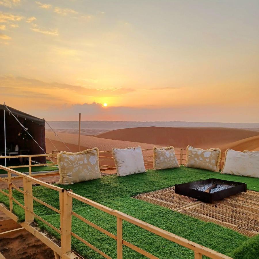 Sunrise Desert Local Private Camp Badīyah Exteriér fotografie